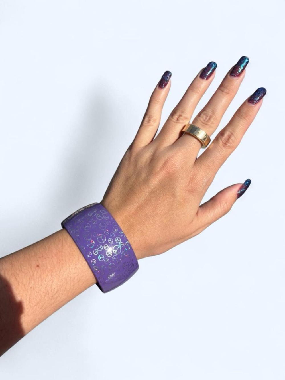 ✨VINTAGE Y2K PEACE SIGN CHUNKY BANGLE PURPLE✨